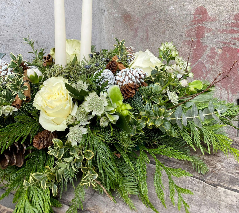 A flower arrangement chosen and designed by professional montreal floriste