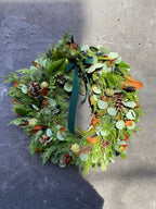 Couronne festive d'hiver chosen by professional montreal floriste
