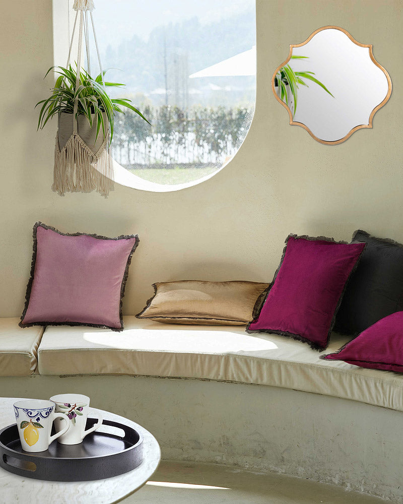 Art et Fleurs has all of the gardening and flower arrangement accessories chosen by professional floriste